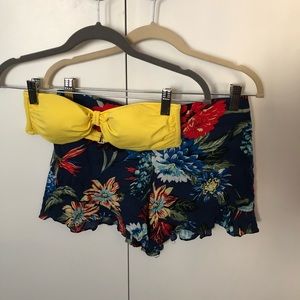 Umgee floral shorts